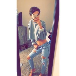 Cropped sweatshirt 👽